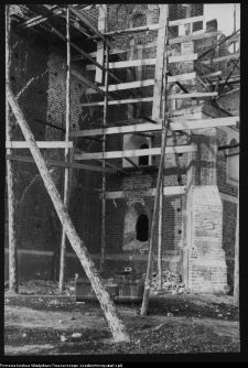 Wizna, odbudowa kościoła