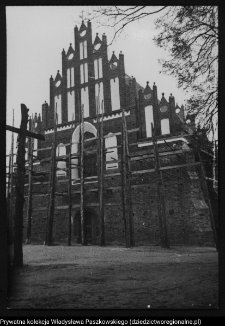 Wizna, odbudowa kościoła