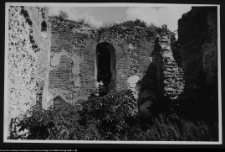 Mielnik, ruiny gotyckiego kościoła Świętej Trójcy