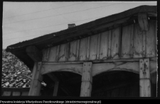 Bludzie Małe, drewniane zabudowania dworskie