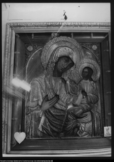 Bielsk Podlaski, ikona Matki Boskiej z Dzieciątkiem z ołtarza gł&oacute;wnego za ikonostasem
