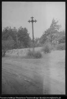 Kozińce, kapliczki i krzyże wotywne