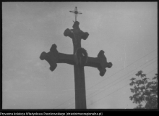 Kozińce, kapliczki i krzyże wotywne