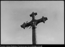 Krasnybór, krzyż przydrożny