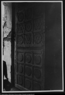 Suwałki, drzwi w Prezbiterium w Rynku