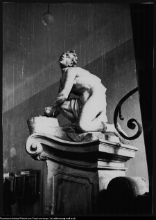 Białystok, Pałac Branickich, wnętrze, westybul z klatką schodową