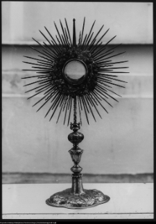 Niemirów, monstrancja