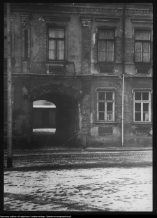 Białystok, kamienica przy ul. Waryńskiego 4