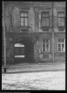 Białystok, kamienica przy ul. Waryńskiego 4