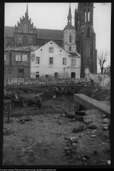 Białystok, roboty budowlane przy Rynku Kościuszki