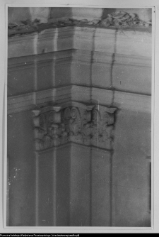 Supraśl, Pałac Opat&oacute;w