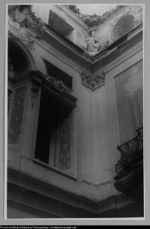 Supraśl, Pałac Opat&oacute;w