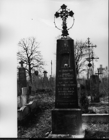 Chodor&oacute;wka, krzyże cmentarne