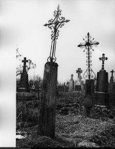 Chodor&oacute;wka, krzyże cmentarne