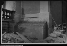 Wigry, fragment mur&oacute;w kościoła od zachodu