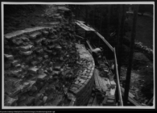 Wigry, prace konserwatorskie przy murach oporowych zespołu kamedulskiego