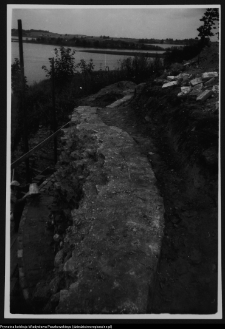 Wigry, prace konserwatorskie przy murach oporowych zespołu kamedulskiego