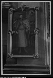 Sejny, portret Grodzińskiego w kościele