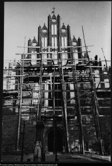 Wizna, odbudowa kościoła