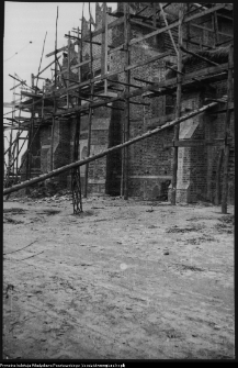 Wizna, odbudowa kościoła