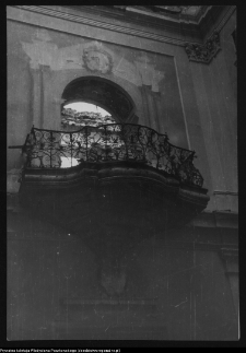 Supraśl, pobazyliański zesp&oacute;ł cerkiewno-klasztorny, Pałac Opat&oacute;w