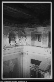 Supraśl, Pałac Opatów