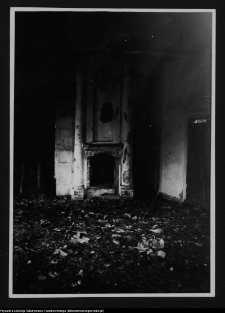 Łosośna, drewniany dwór