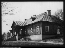 Łosośna, drewniany dw&oacute;r