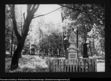 Krynki, cmentarz przykościelny