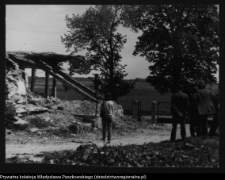 Oracze, pozostałości po chacie wiejskiej
