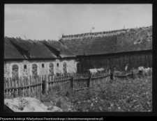 Czerwonki, zabudowania gospodarcze