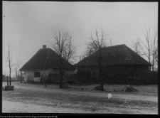 Strabla, budynki przypałacowe