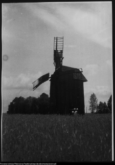 Strabla, budynek przypałacowy