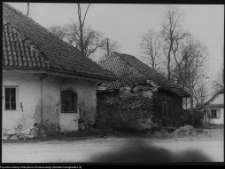 Strabla, budynki przypałacowe