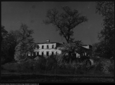 Ciechanowiec, widok na ogród i pałac