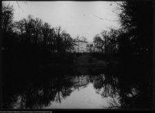 Ciechanowiec, widok na ogród i pałac