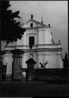 Ciechanowiec, kości&oacute;ł pw. Tr&oacute;jcy Przenajświętszej