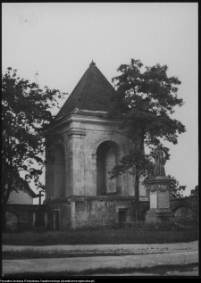 Ciechanowiec, kości&oacute;ł pw. Tr&oacute;jcy Przenajświętszej