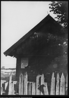 Jasionowo, lamus przy domu nr 15