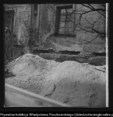 Białystok, budynek starej plebanii przy kościele Farnym